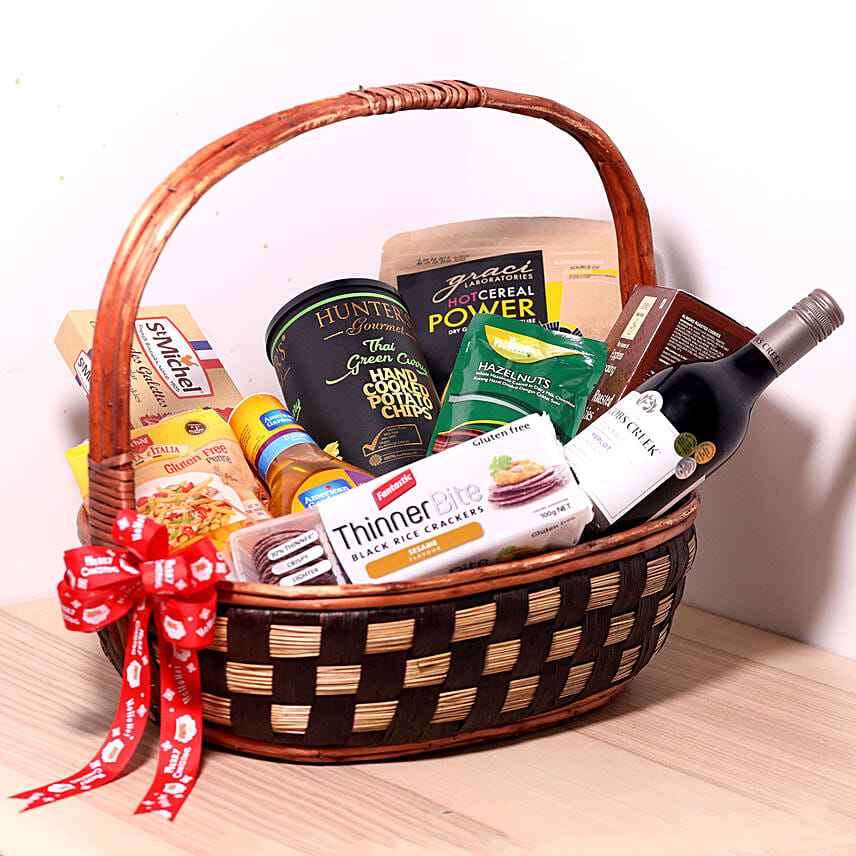 Delectable Snack Gift Basket: Cookies Singapore