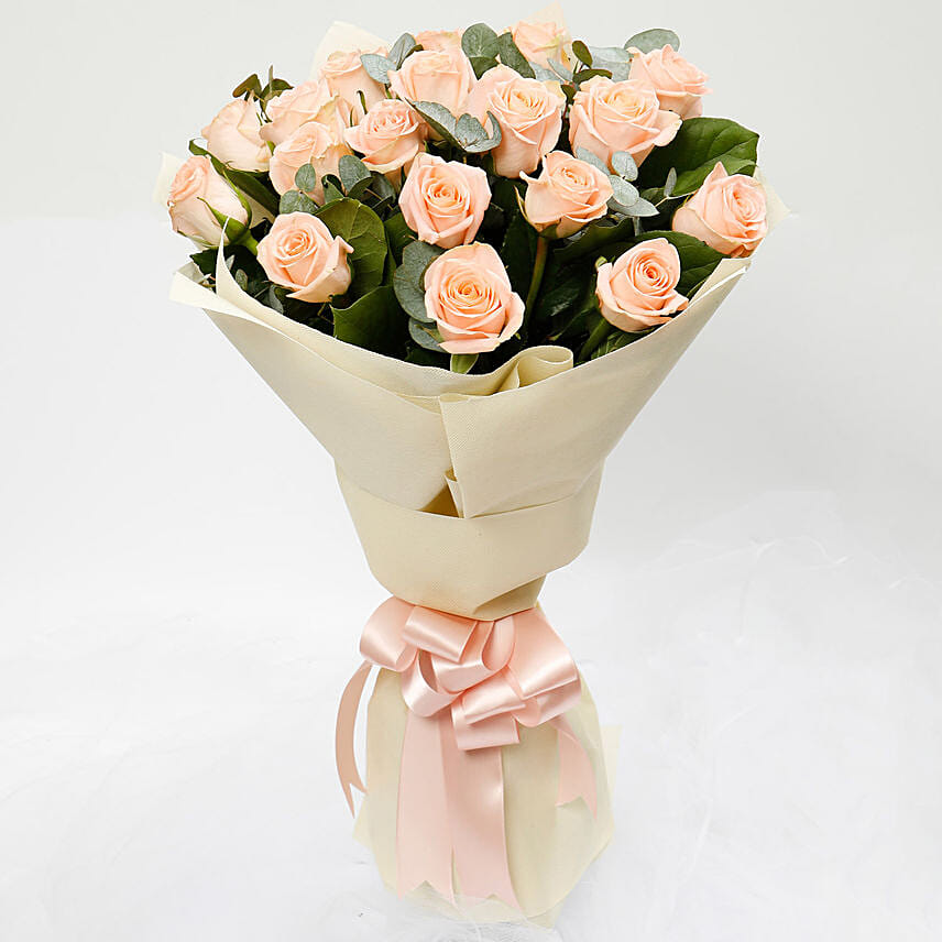 Bouquet of 20 Peach Roses: White Valentine's Day Flowers