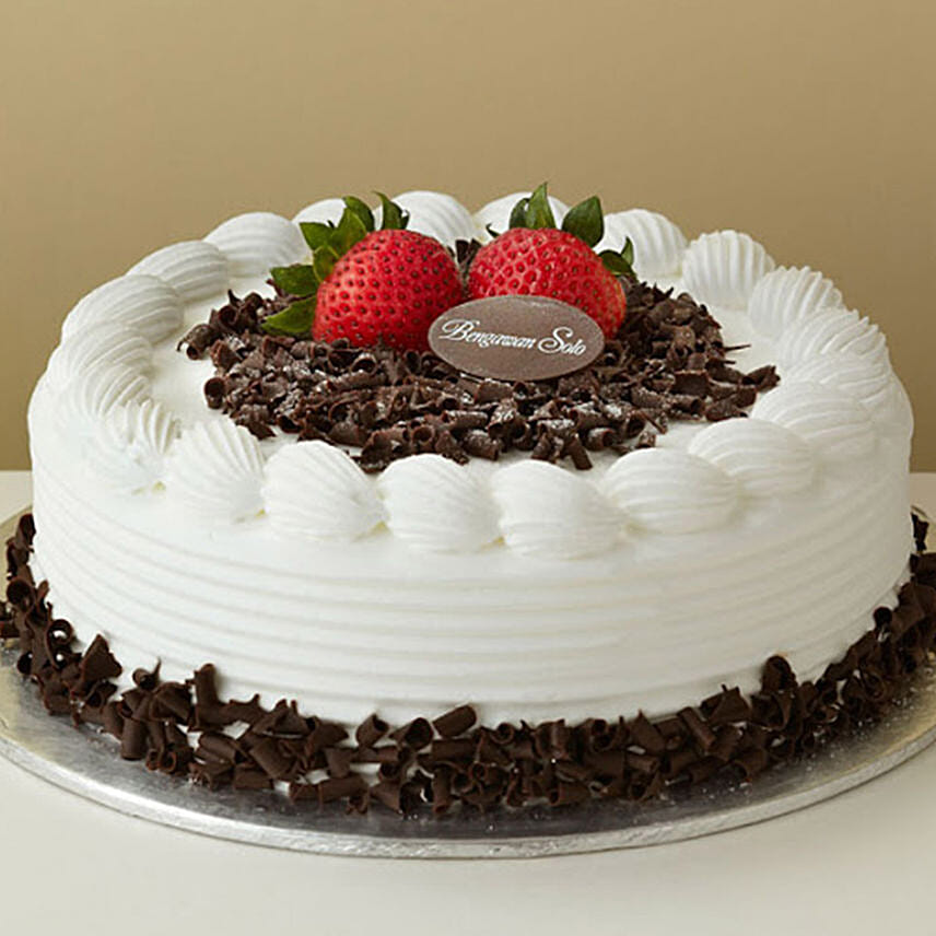 Black Forest Cake: Same Day Cake Delivery Singapore