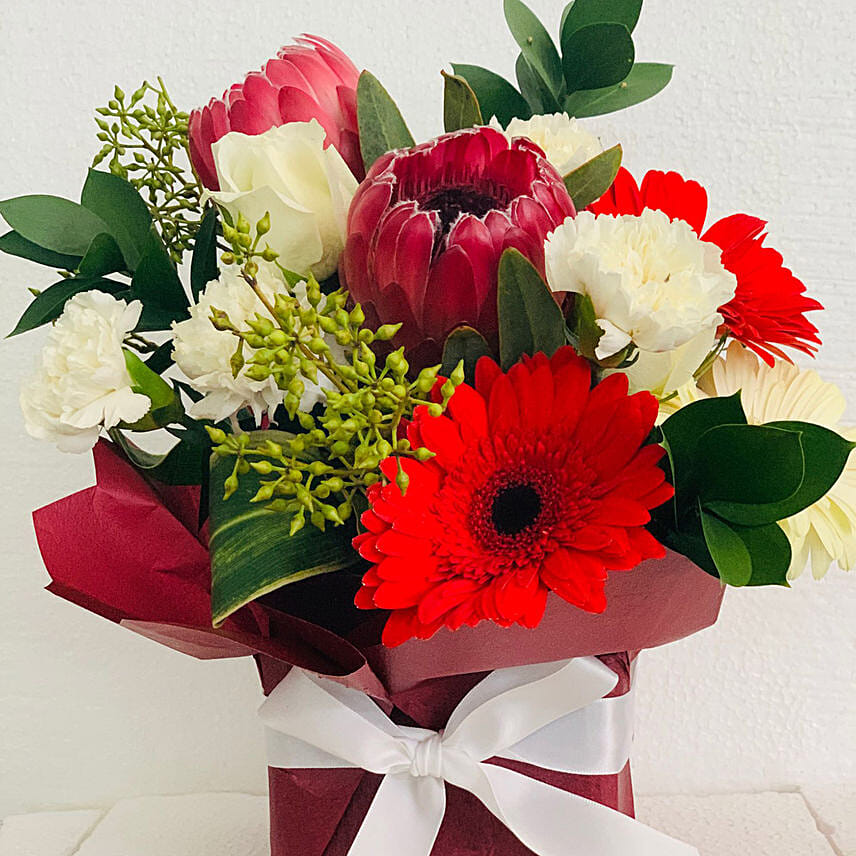 Gorgeous Mixed Flower Vase: National Day Gifts