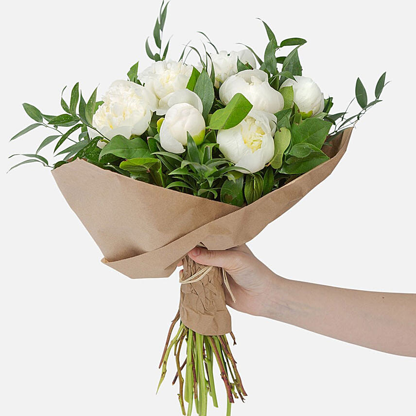 Elegant 10 White Peonies Bouquet: Peonies Flowers