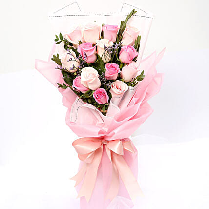 Dreamy Mixed Roses Bouquet: Flowers For Teachers Day